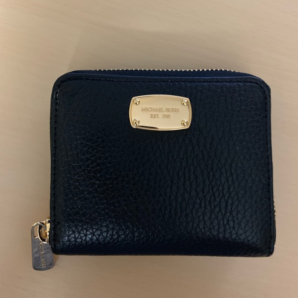Michael Kors Small Zip Around Wallet